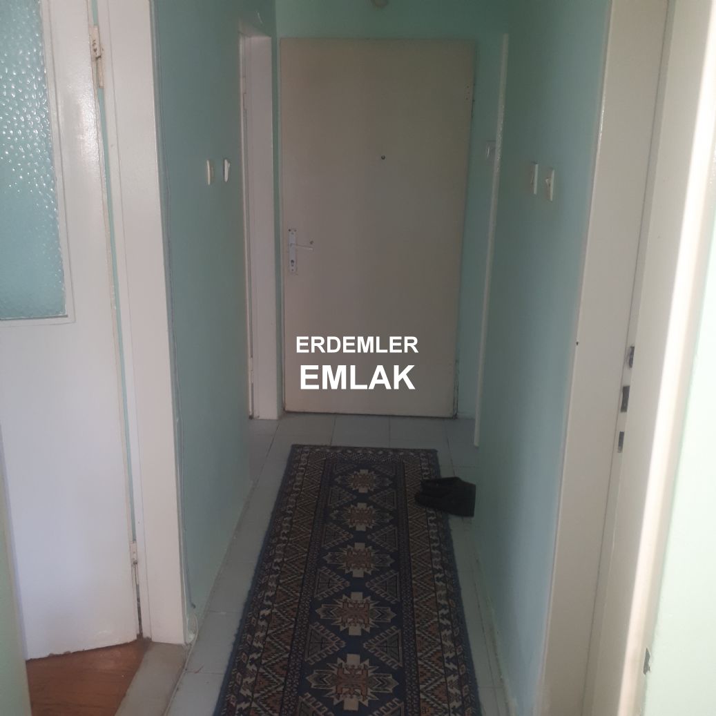 ERDEMLERDEN EVKA 3 DE EŞYALI 1 ODA 1 SALON YÜKSEK GİRİŞ