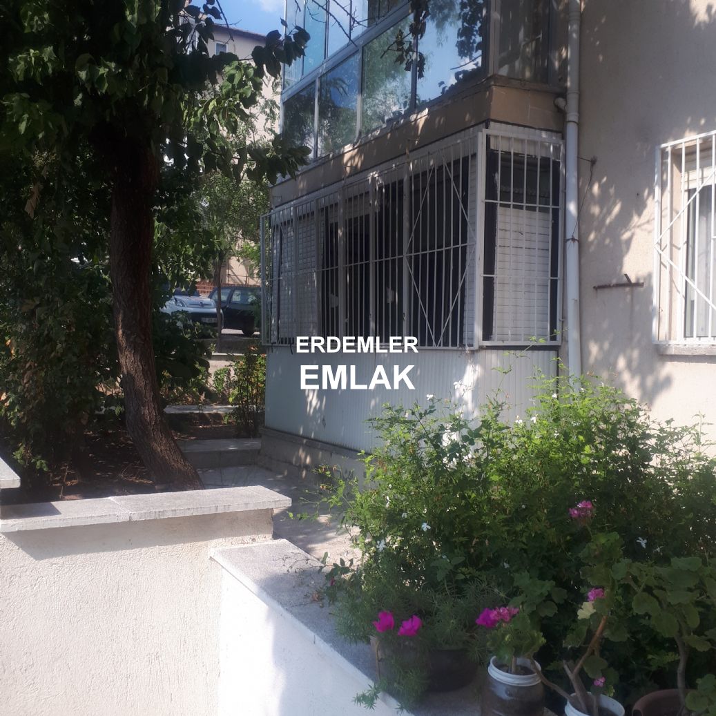 ERDEMLERDEN EVKA 3 DE EŞYALI 1 ODA 1 SALON YÜKSEK GİRİŞ
