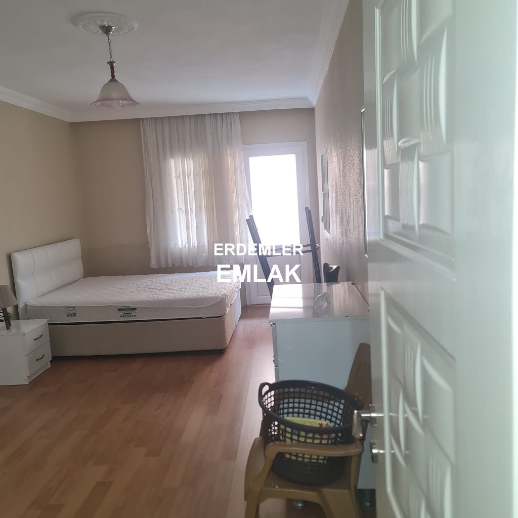 ERDEMLERDEN SEFERHİSAR ÜRKMEZ DE YAZ KIŞ OTURULACAK DAİRE