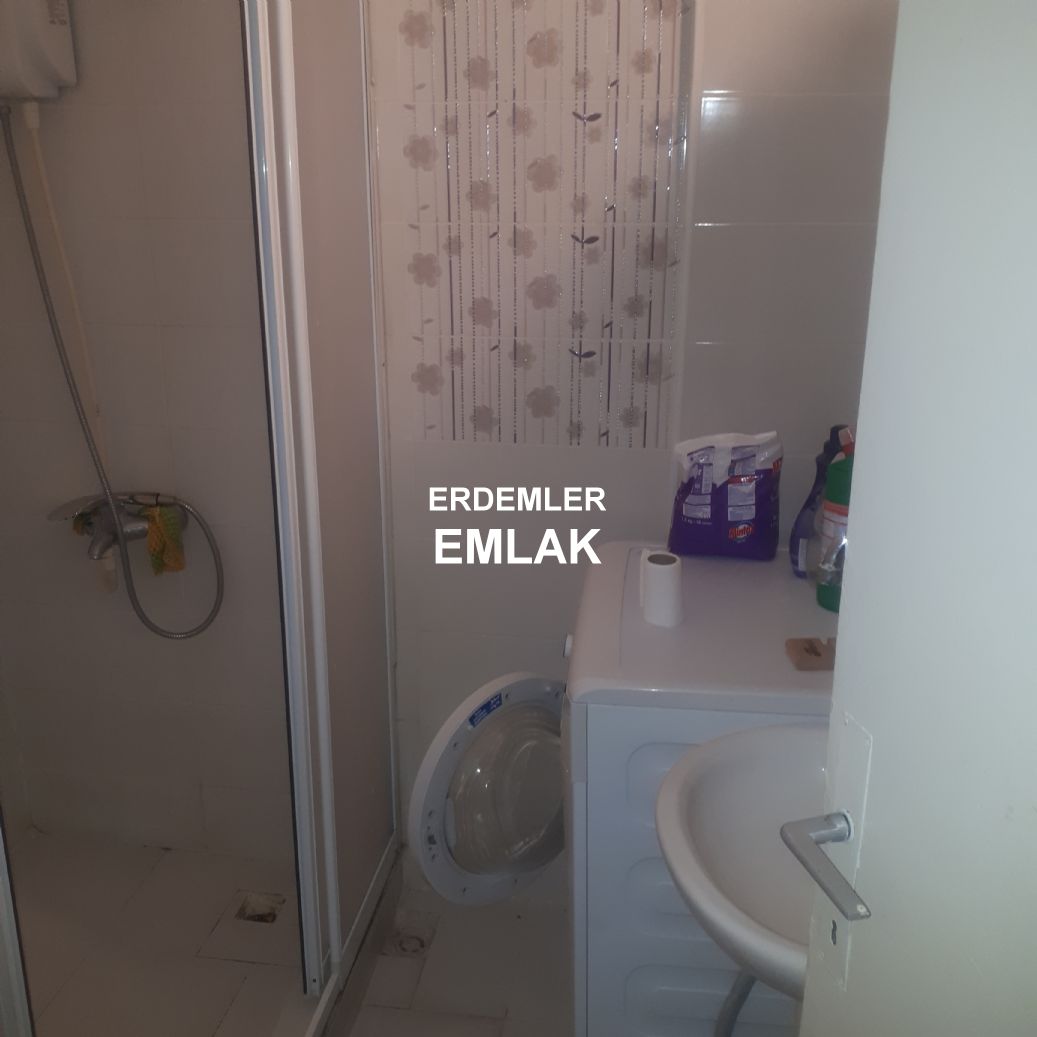 ERDEMLERDEN EVKA 3 DE EŞYALI 1 ODA 1 SALON YÜKSEK GİRİŞ