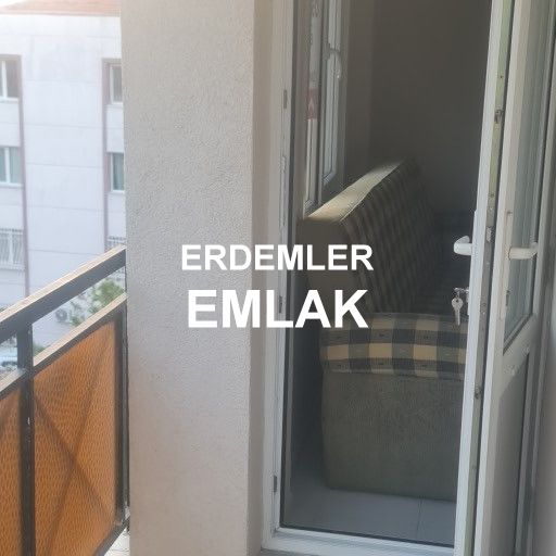 ERDEMLERDEN İZYUVADA KÖRFEZ MANZARALI ARA KAT BAKIMLI DOGALGAZLI DAİRE