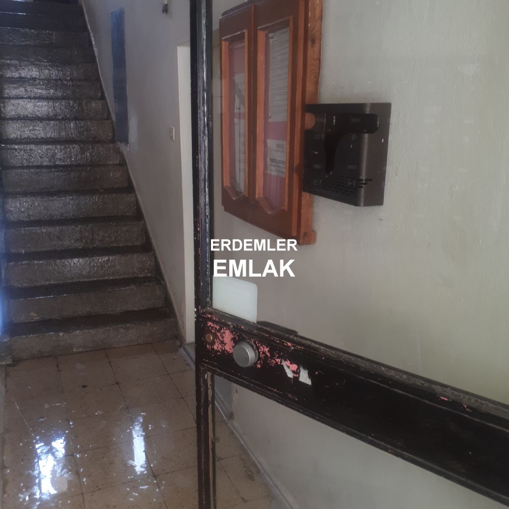 ERDEMLERDEN EVKA 3 DE EŞYALI 1 ODA 1 SALON YÜKSEK GİRİŞ
