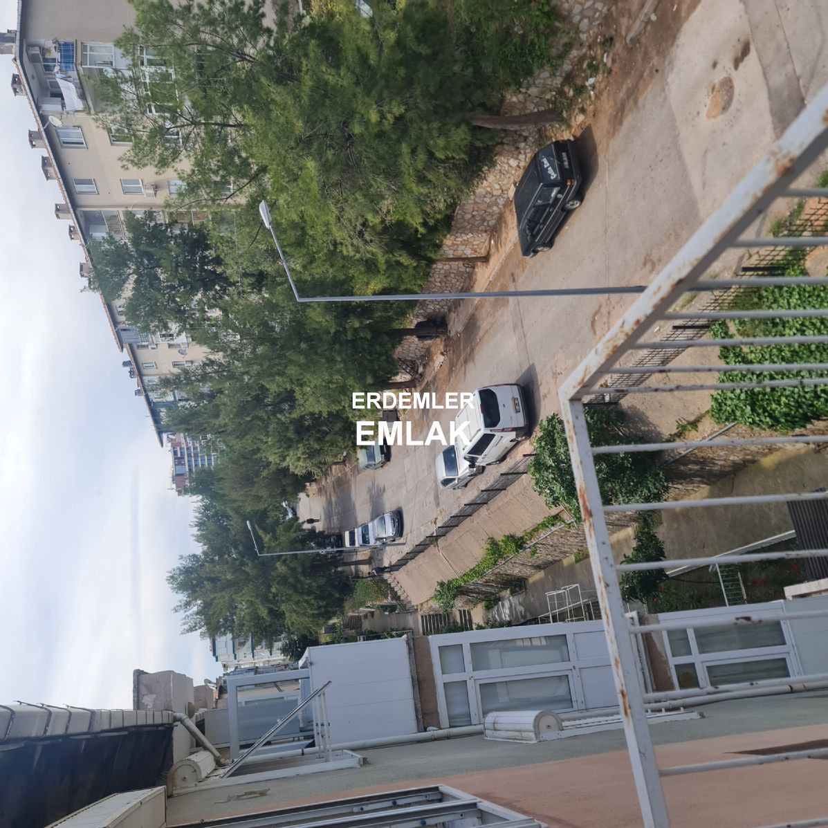 ERDEMLERDEN EVKA 3 DE MANZARALI BAKIMLI DOGALGAZLI 2+1