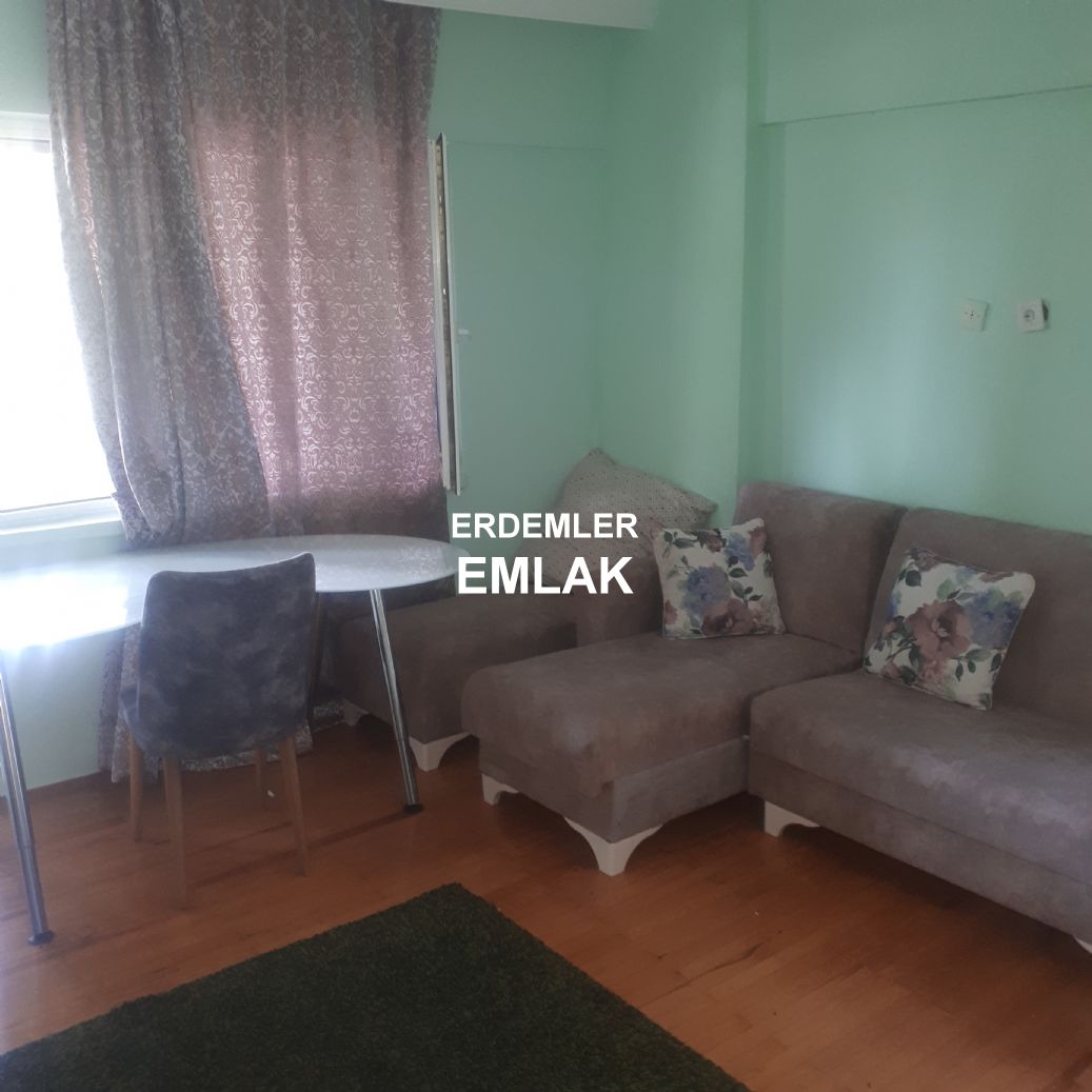 ERDEMLERDEN EVKA 3 DE EŞYALI 1 ODA 1 SALON YÜKSEK GİRİŞ
