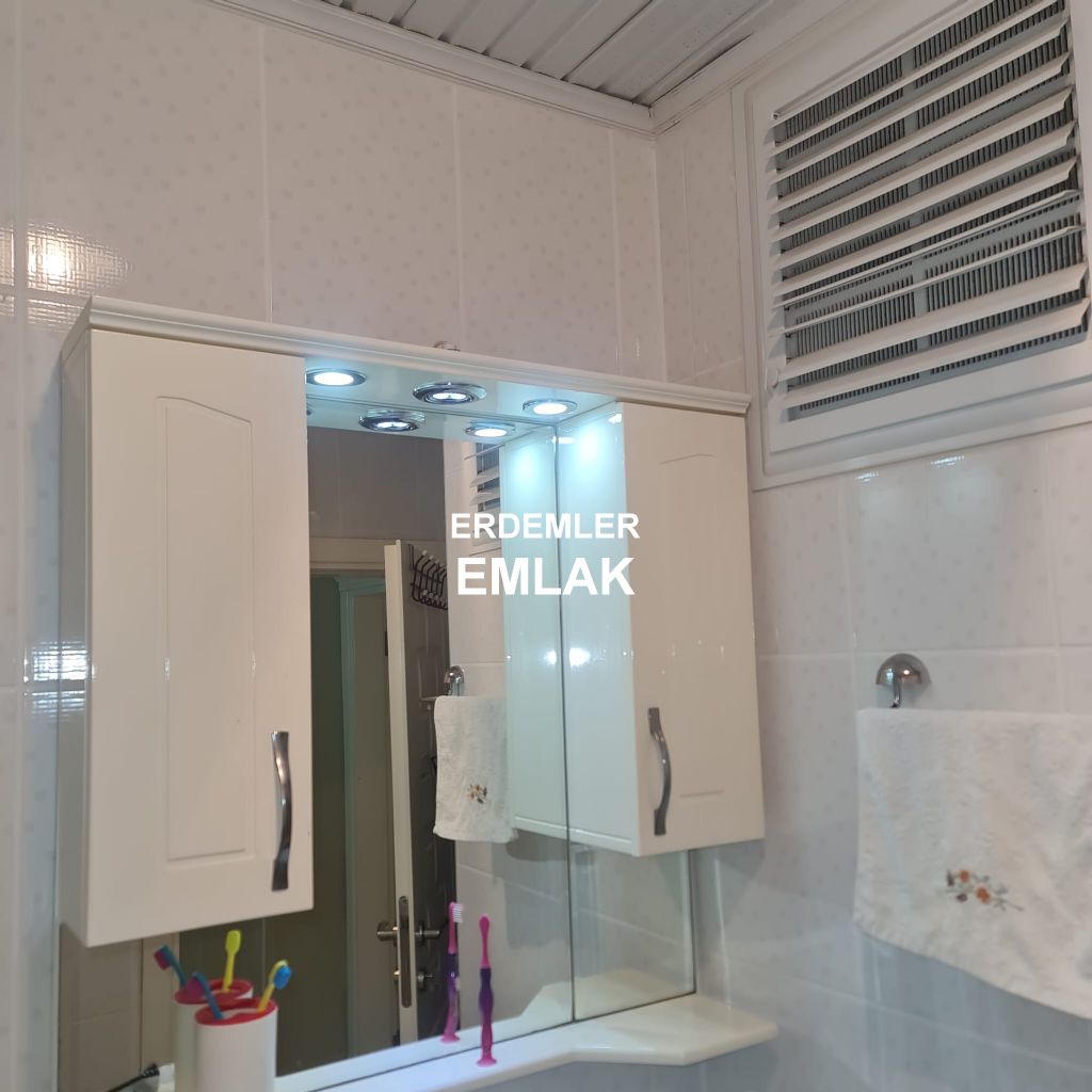 ERDEMLERDEN SEFERHİSAR ÜRKMEZ DE YAZ KIŞ OTURULACAK DAİRE