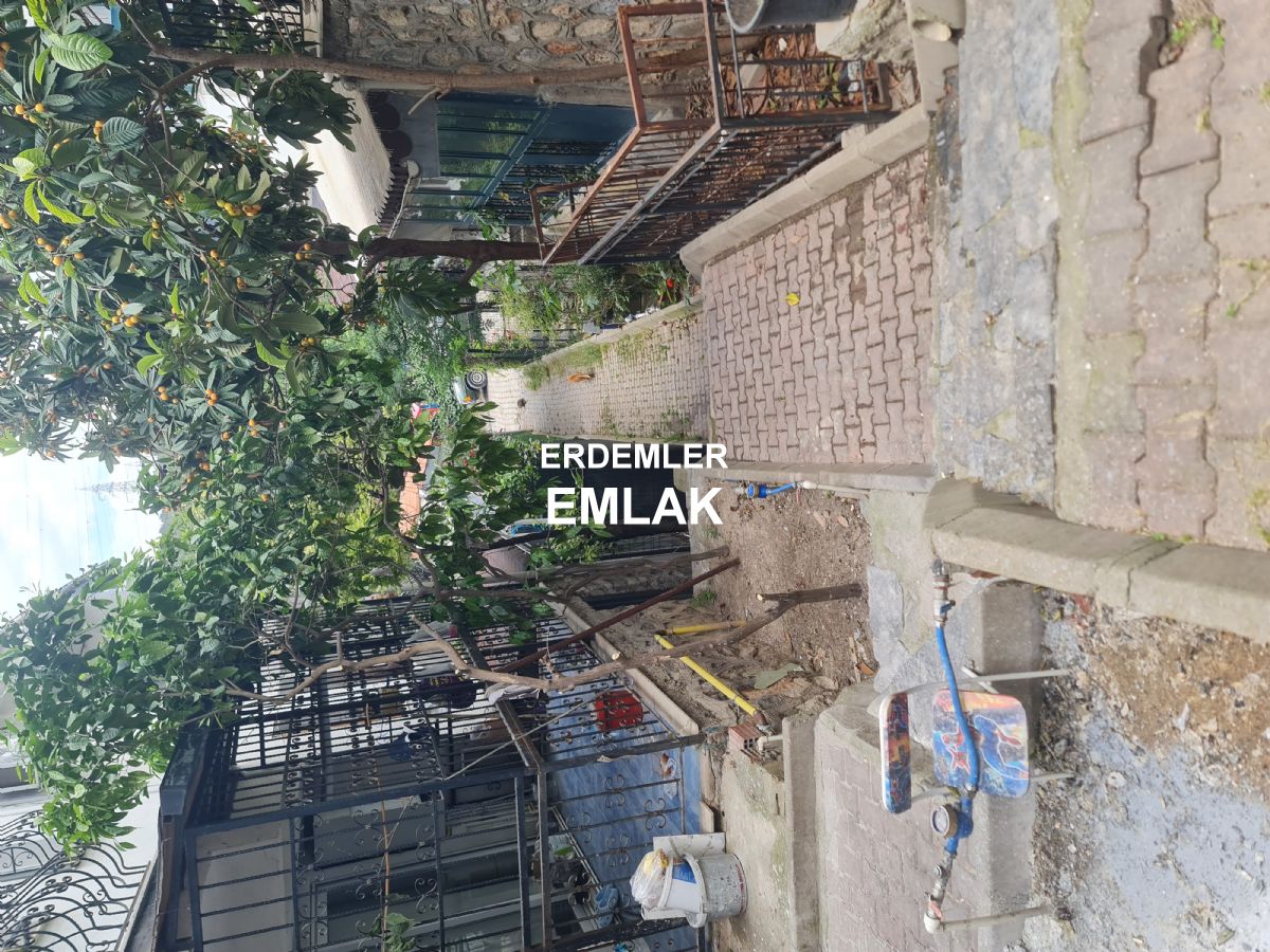 ERDEMLERDEN SARAYKENT 6 DA MUSTAKİL BAHÇELI 4 ODA 1 SALON DAİRE
