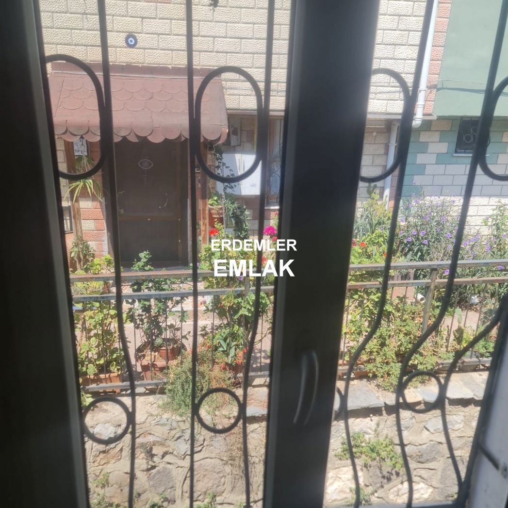 ERDEMLERDEN SARAYKENT 2 DE DUBLEK BAHÇELİ BAKIMLI DAIRE