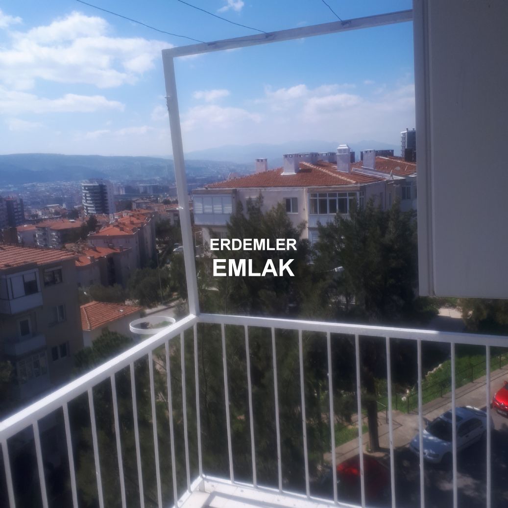 ERDEMLERDEN EVKA 3 MERKEZİNDE BAKIMLI MANZARALI 2+1 DAİRE