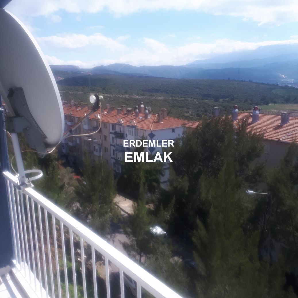 ERDEMLERDEN EVKA 3 MERKEZİNDE BAKIMLI MANZARALI 2+1 DAİRE