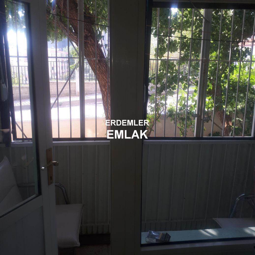 ERDEMLERDEN EVKA 3 DE EŞYALI 1 ODA 1 SALON YÜKSEK GİRİŞ