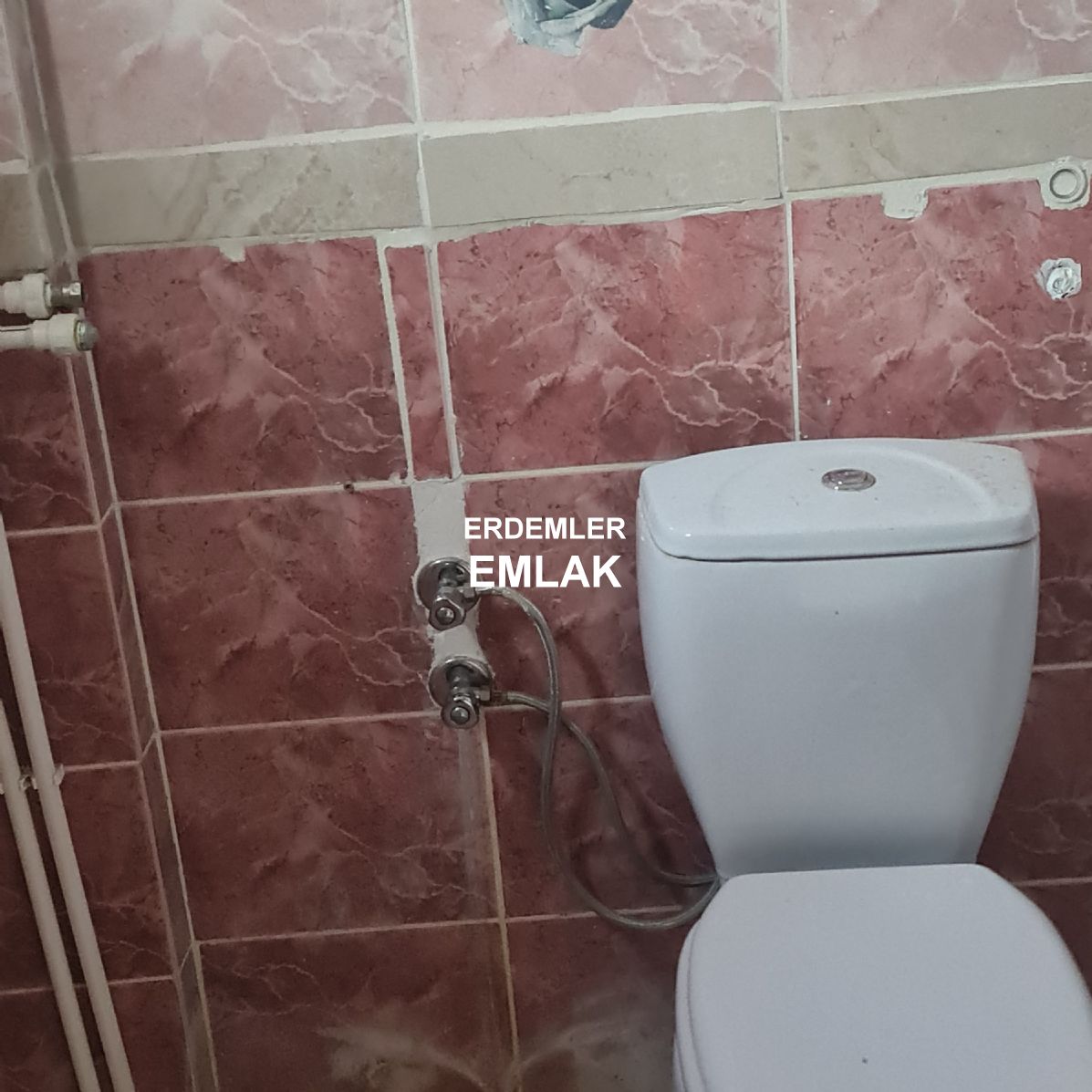 ERDEMLERDEN SARAYKENT 6 DA MUSTAKİL BAHÇELI 4 ODA 1 SALON DAİRE