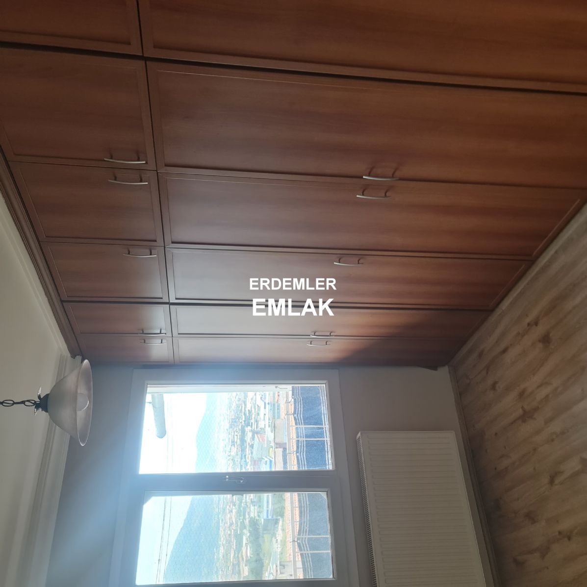 ERDEMLERDEN EVKA 3 DE MANZARALI BAKIMLI DOGALGAZLI 2+1