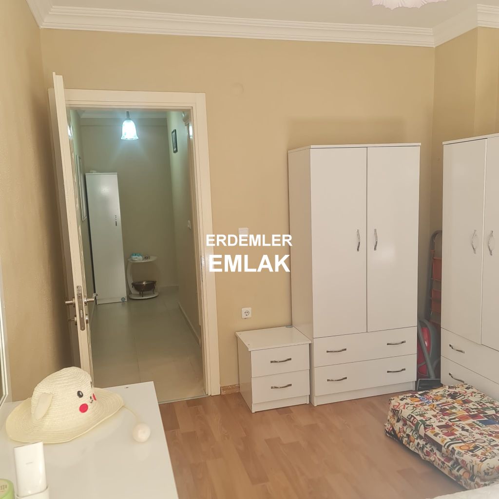 ERDEMLERDEN SEFERHİSAR ÜRKMEZ DE YAZ KIŞ OTURULACAK DAİRE