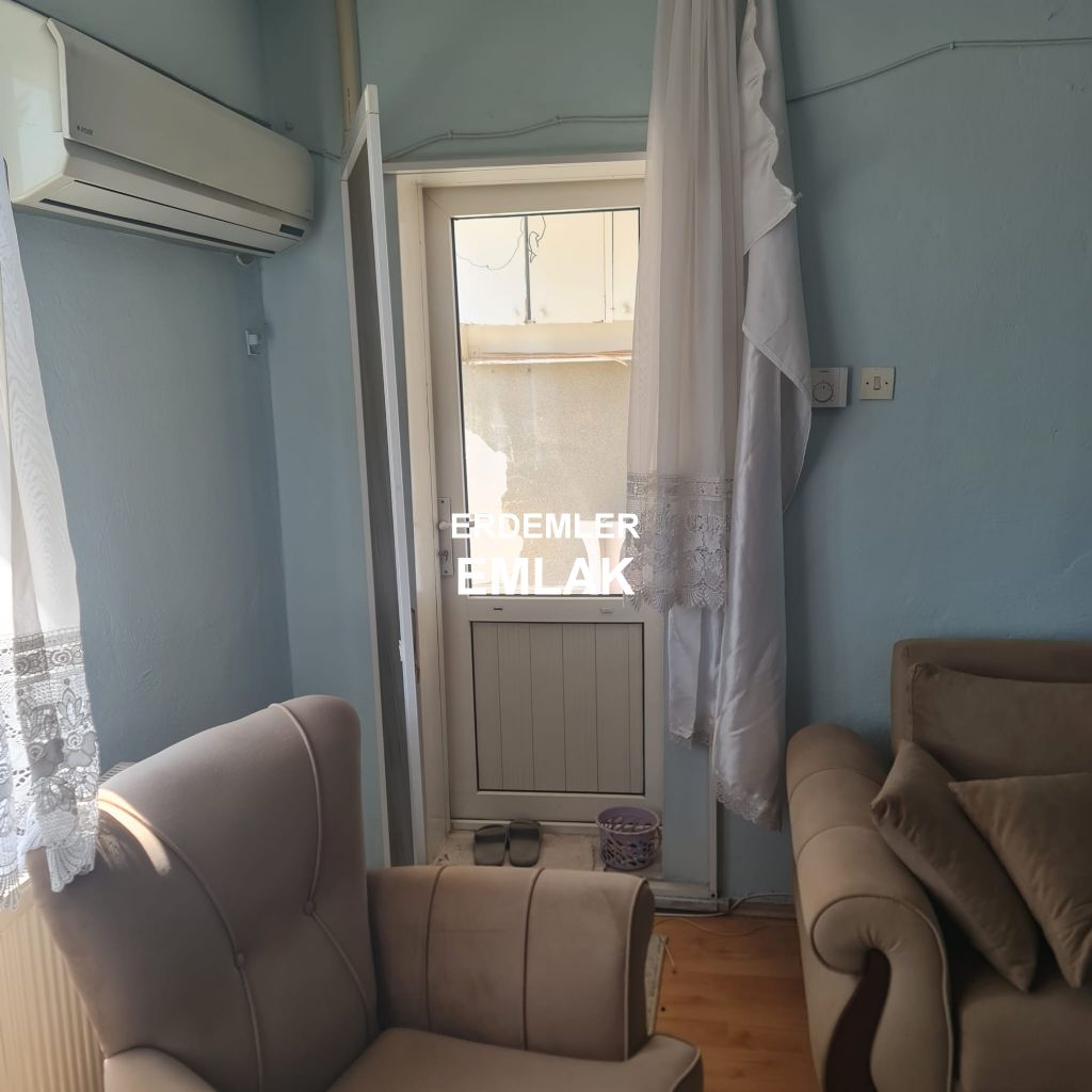 ERDEMLERDEN EVKA 3 DE FULL EŞYALI ARA KAT BAKIMLI DAİRE