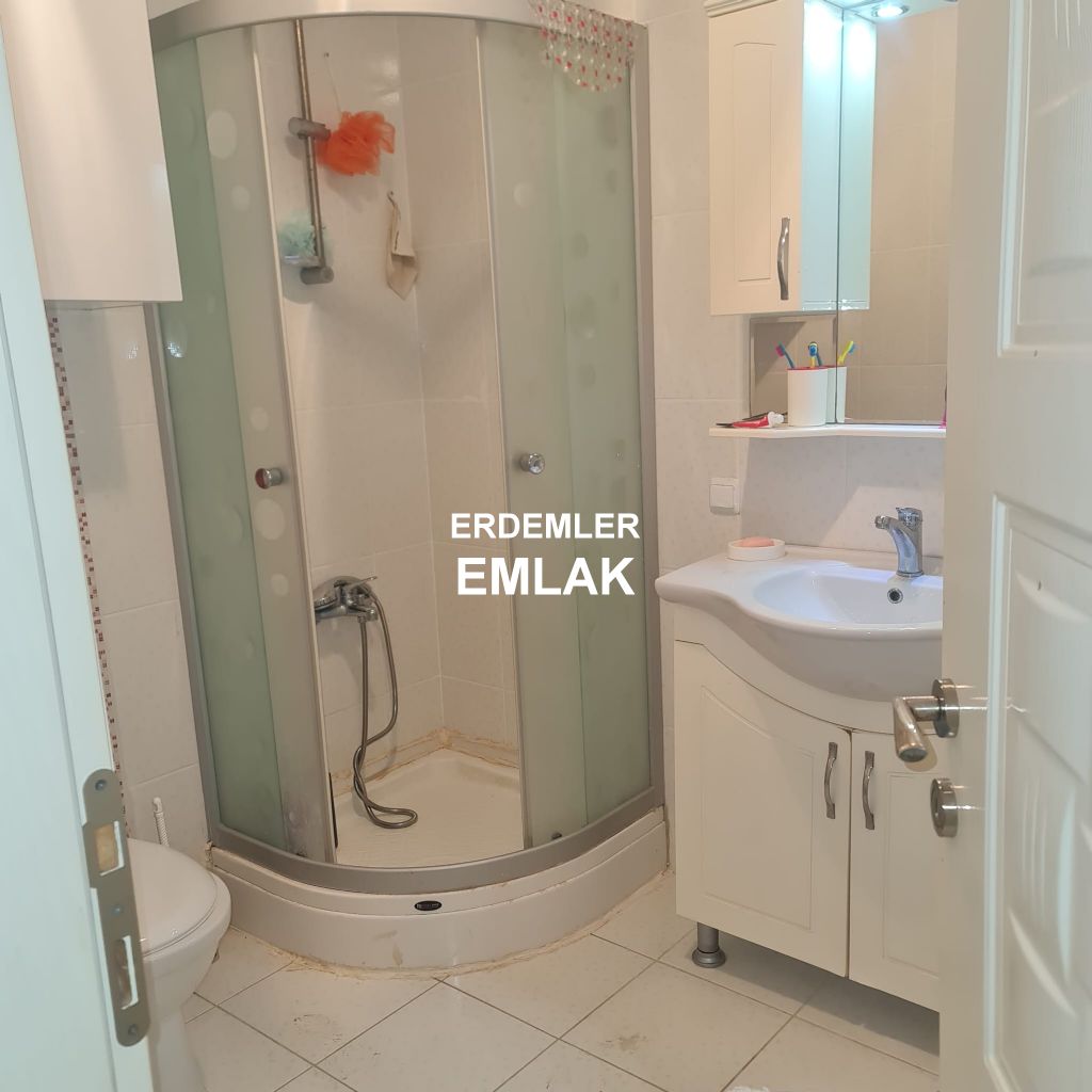 ERDEMLERDEN SEFERHİSAR ÜRKMEZ DE YAZ KIŞ OTURULACAK DAİRE