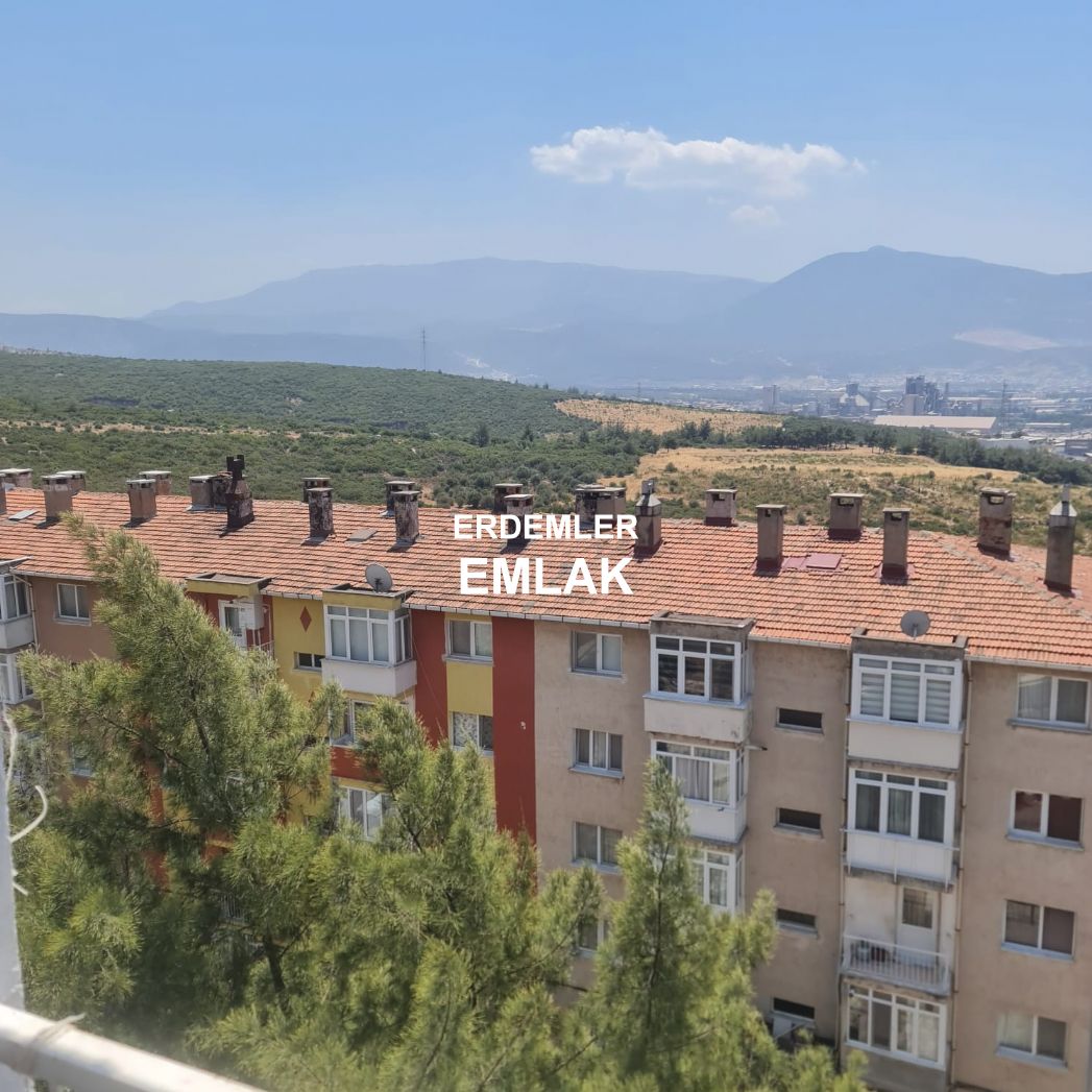ERDEMLERDEN EVKA 3 DE SATILIK DAİRE MANZARALI BAKIMLI