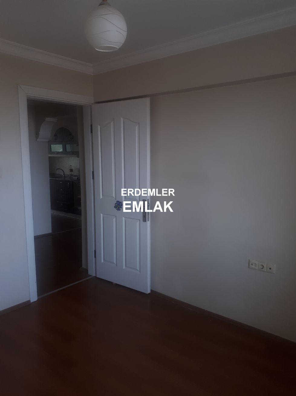 ERDEMLERDEN EVKA 3 DE BAKIMLI DOGALGZLI MANZARALI DAİRE