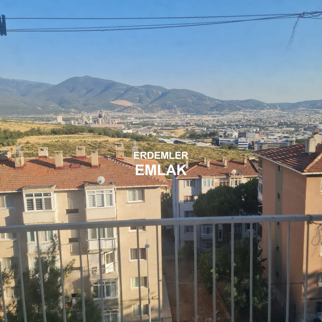 ERDEMLERDEN EVKA 3 DE SATILIK DAİRE MANZARALI BAKIMLI