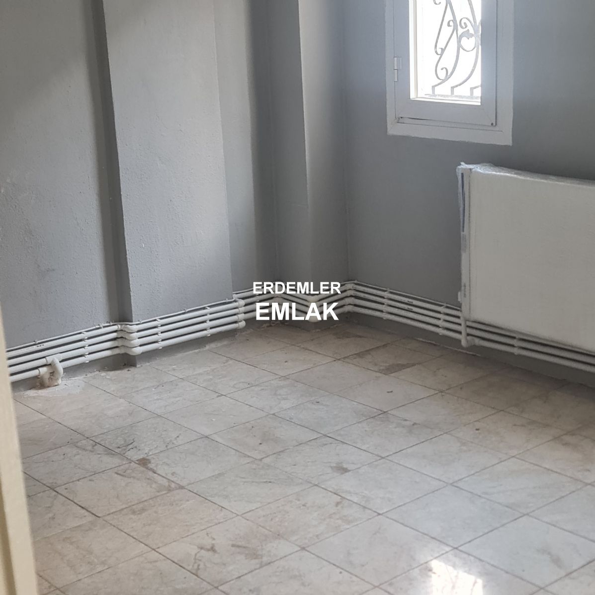 ERDEMLERDEN SARAYKENT 6 DA MUSTAKİL BAHÇELI 4 ODA 1 SALON DAİRE