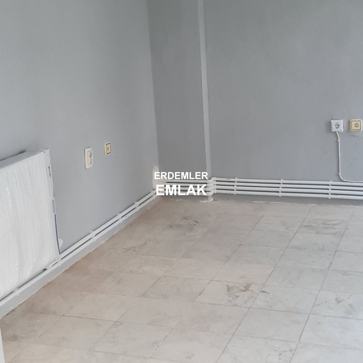 ERDEMLERDEN SARAYKENT 6 DA MUSTAKİL BAHÇELI 4 ODA 1 SALON DAİRE