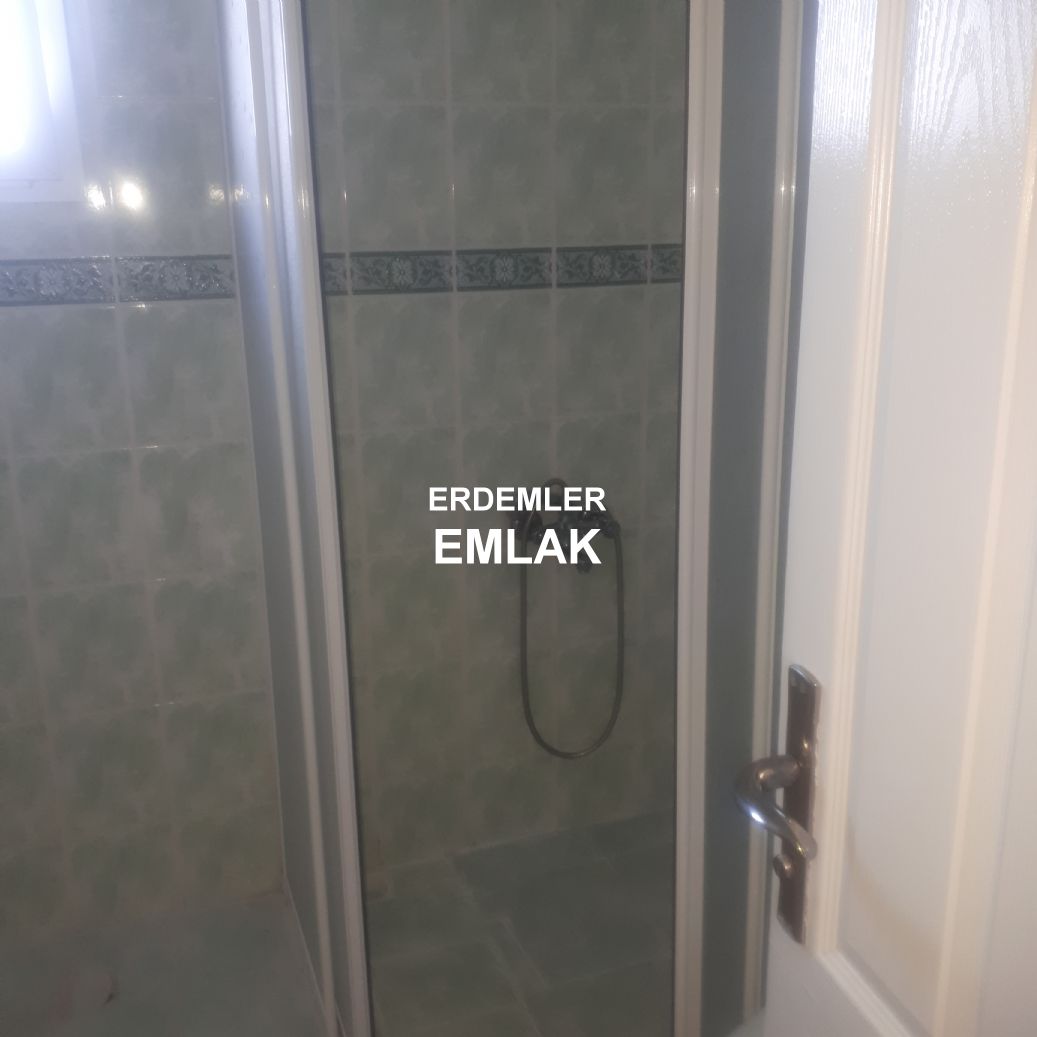 ERDEMLERDEN EVKA 3 MERKEZİNDE BAKIMLI MANZARALI 2+1 DAİRE