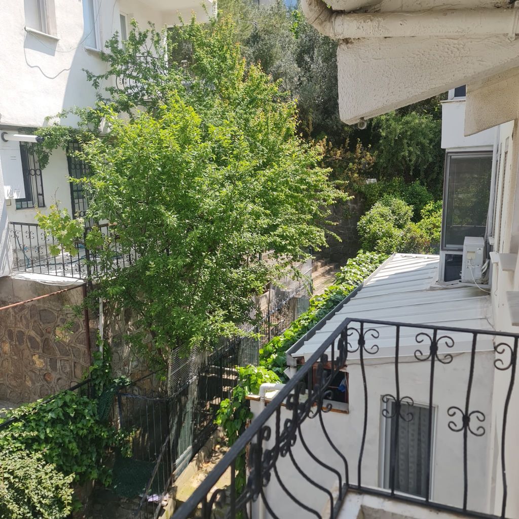 ERDEMLERDEN SARAYKENT 6 DA MUSTAKİL BAHÇELI 4 ODA 1 SALON DAİRE