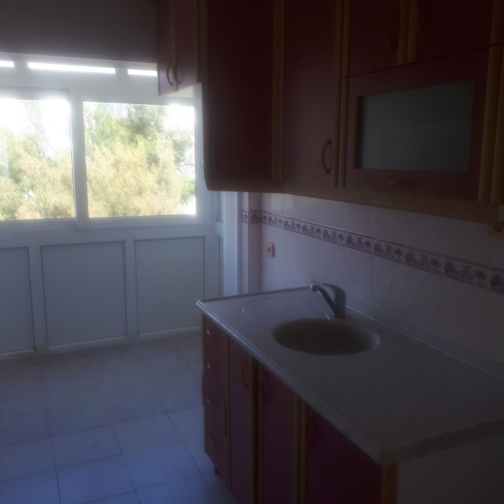 ERDEMLERDEN EVKA 3 MERKEZİNDE BAKIMLI MANZARALI 2+1 DAİRE