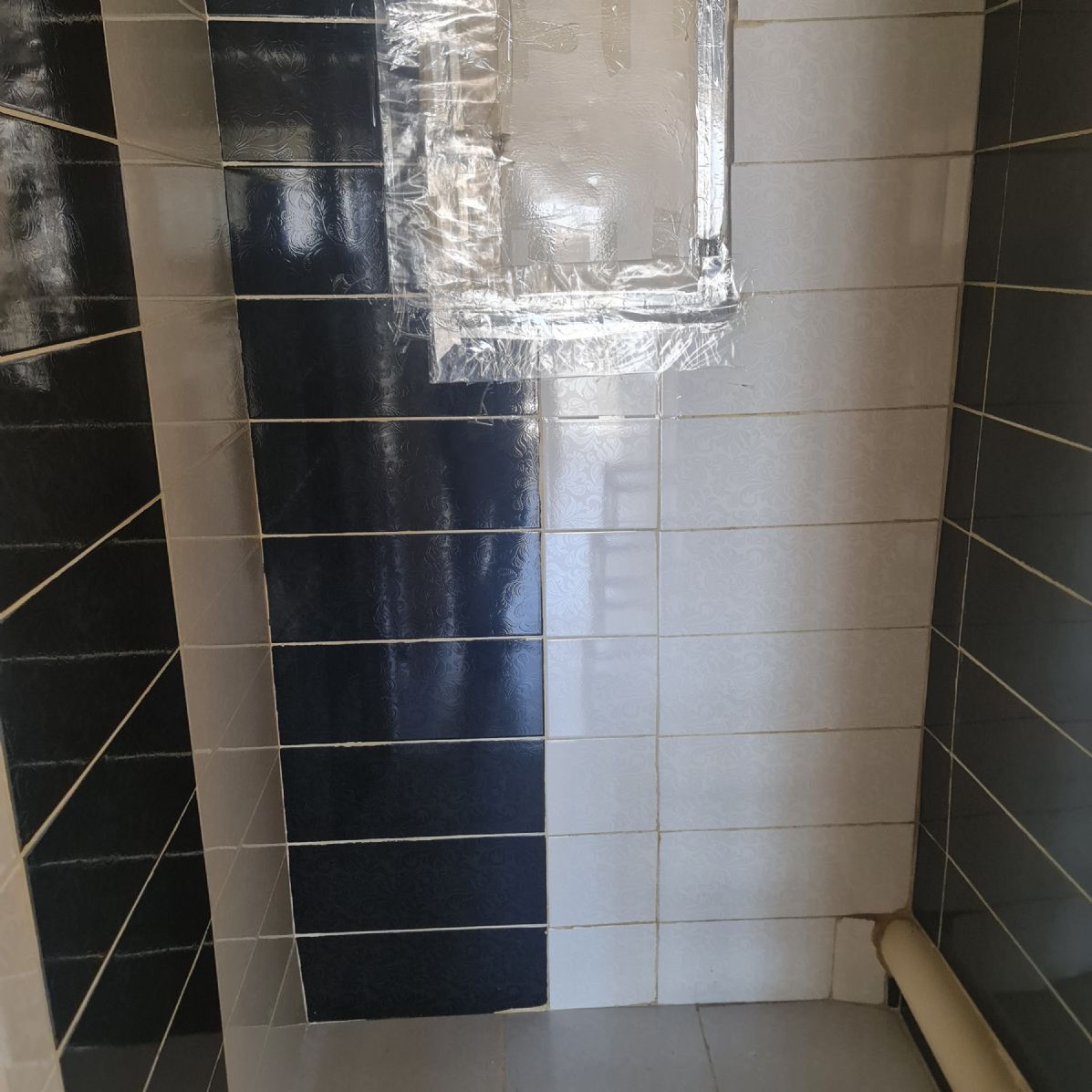 ERDEMLERDEN EVKA 3 DE GİRİŞ KAT 1 ODA 1 SALON