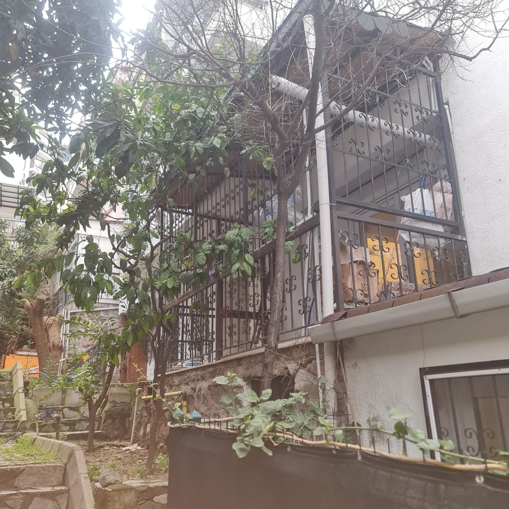 ERDEMLERDEN SARAYKENT 6 DA MUSTAKİL TRİPLEKS DAİRE