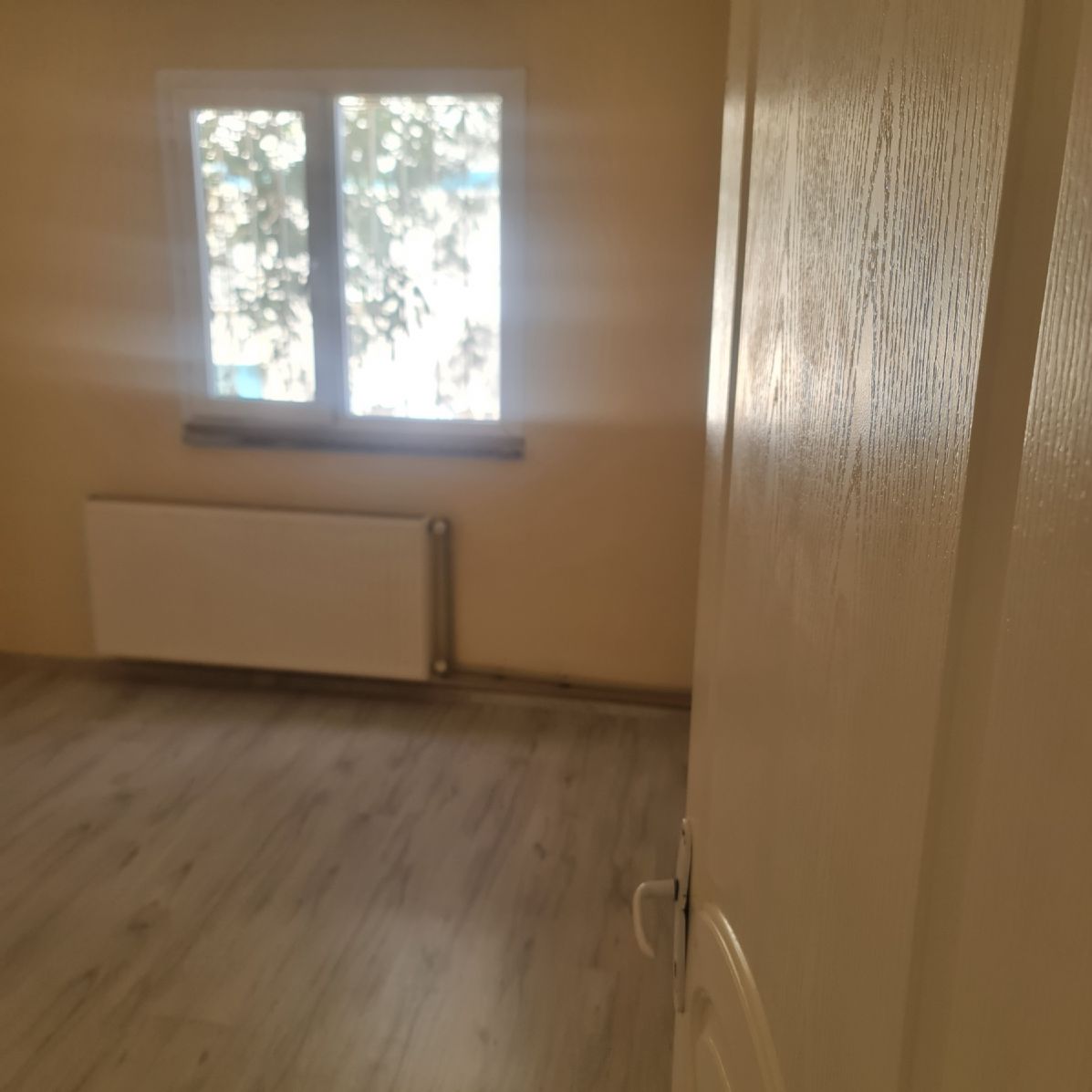 ERDEMLERDEN EVKA 3 DE GİRİŞ KAT 1 ODA 1 SALON