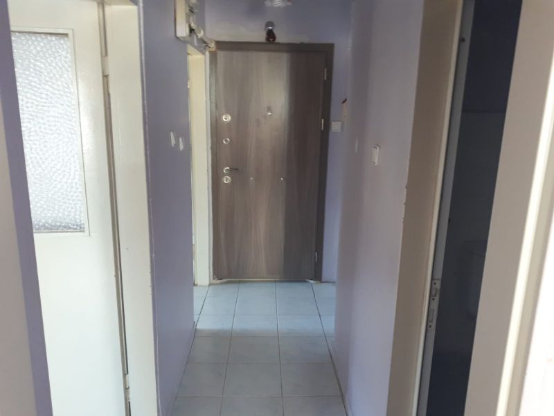 ERDEMLERDEN EVKA 3 MERKEZİNDE ARA KAT BAKIMLI DOGALGAZLI MANZARALI 1+1