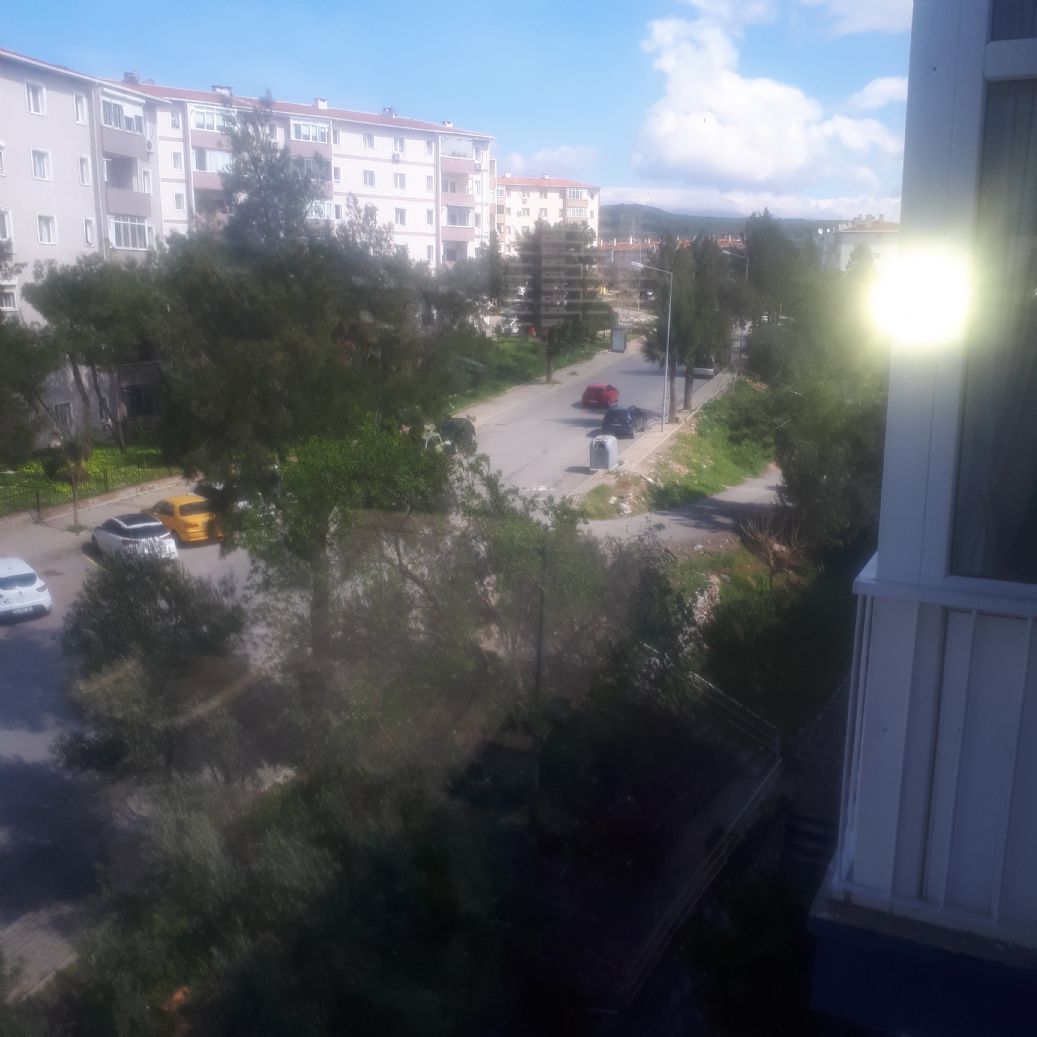 ERDEMLERDEN EVKA 3 MERKEZİNDE BAKIMLI MANZARALI 2+1 DAİRE