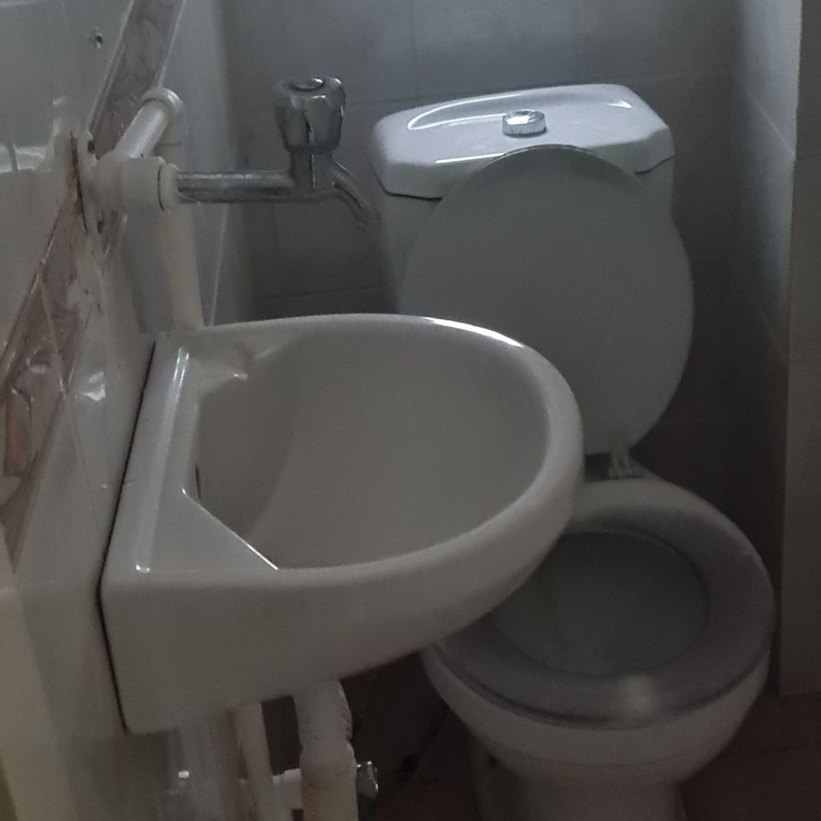 ERDEMLERDEN SARAYKENT 6 DA MUSTAKİL BAHÇELI 4 ODA 1 SALON DAİRE