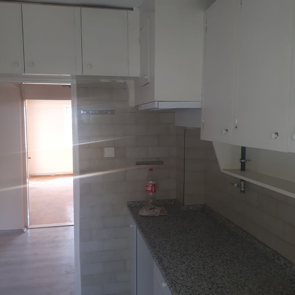 ERDEMLERDEN EVKA 3 MERKEZİNDE ARA KAT DOGALGAZLI BAKIMLIMANZARALI