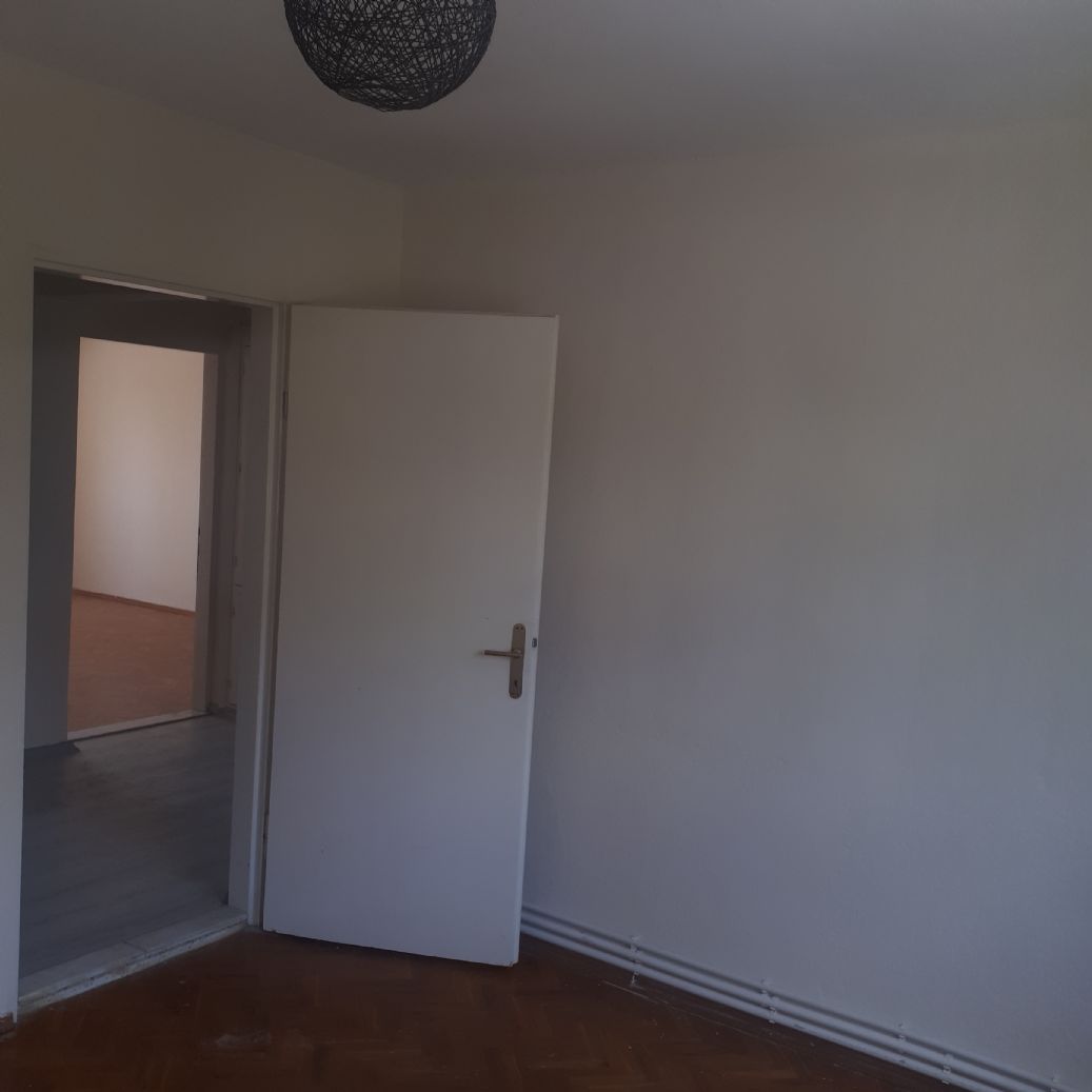ERDEMLERDEN EVKA 3 MERKEZİNDE ARA KAT DOGALGAZLI BAKIMLIMANZARALI