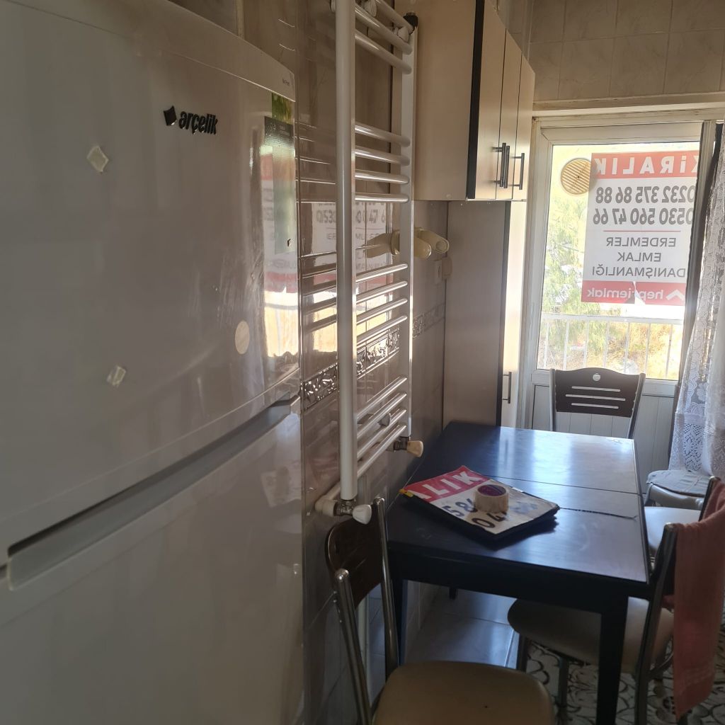 ERDEMLERDEN EVKA 3 DE FULL EŞYALI ARA KAT BAKIMLI DAİRE
