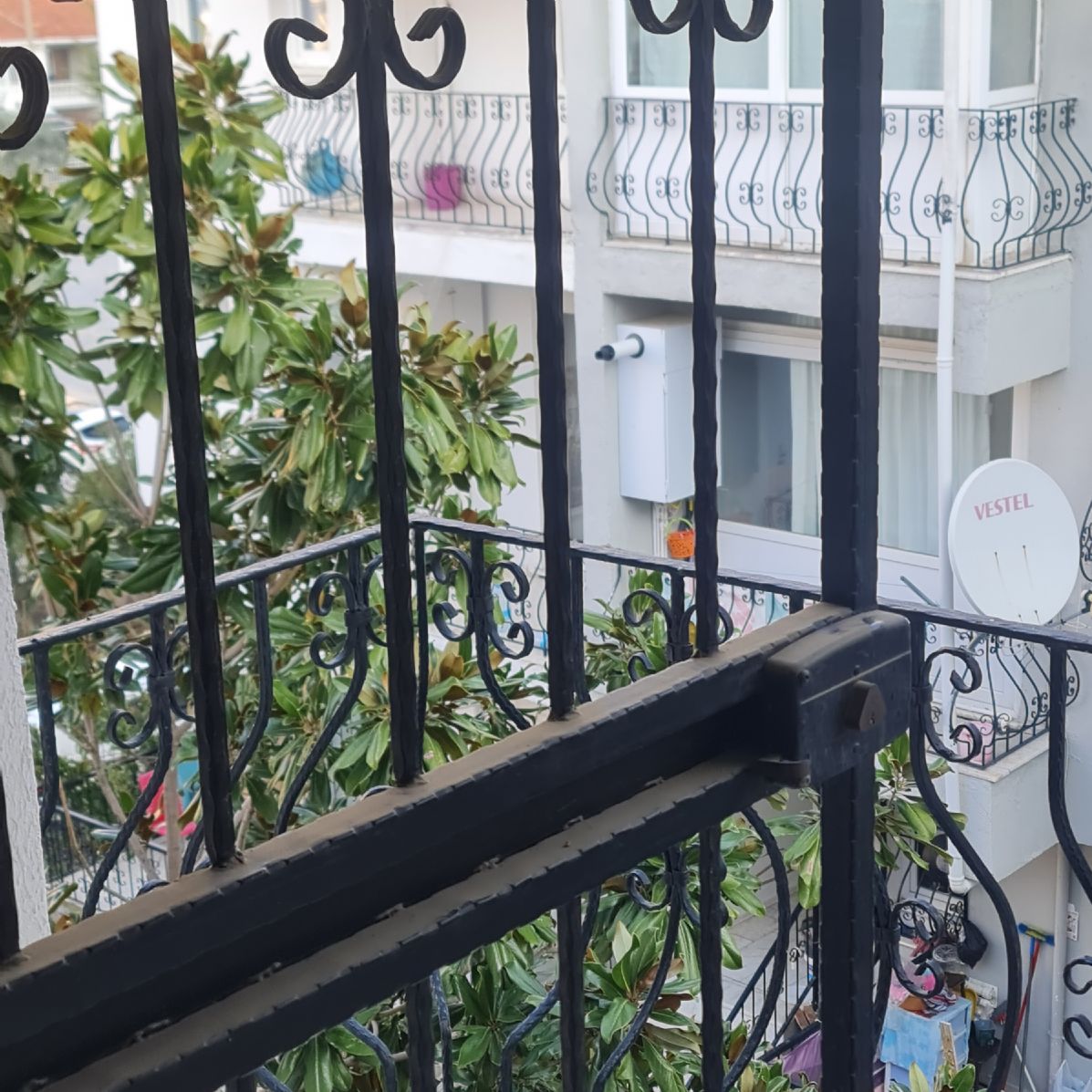 ERDEMLERDEN SARAYKENT 6 DA MUSTAKİL BAHÇELI 4 ODA 1 SALON DAİRE