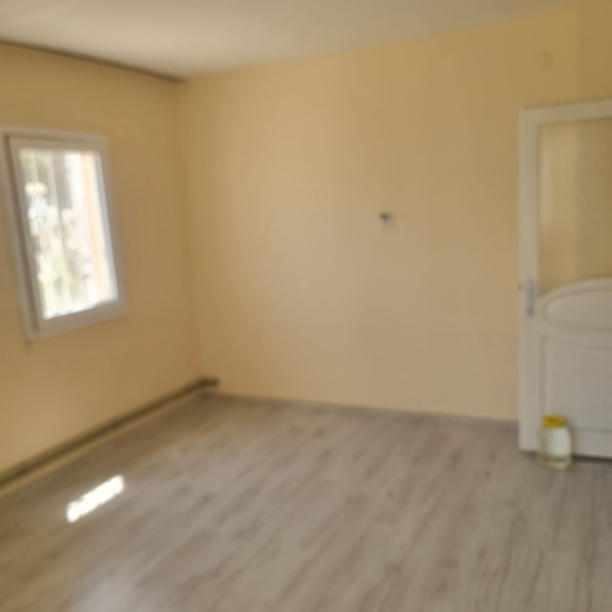 ERDEMLERDEN EVKA 3 DE GİRİŞ KAT 1 ODA 1 SALON