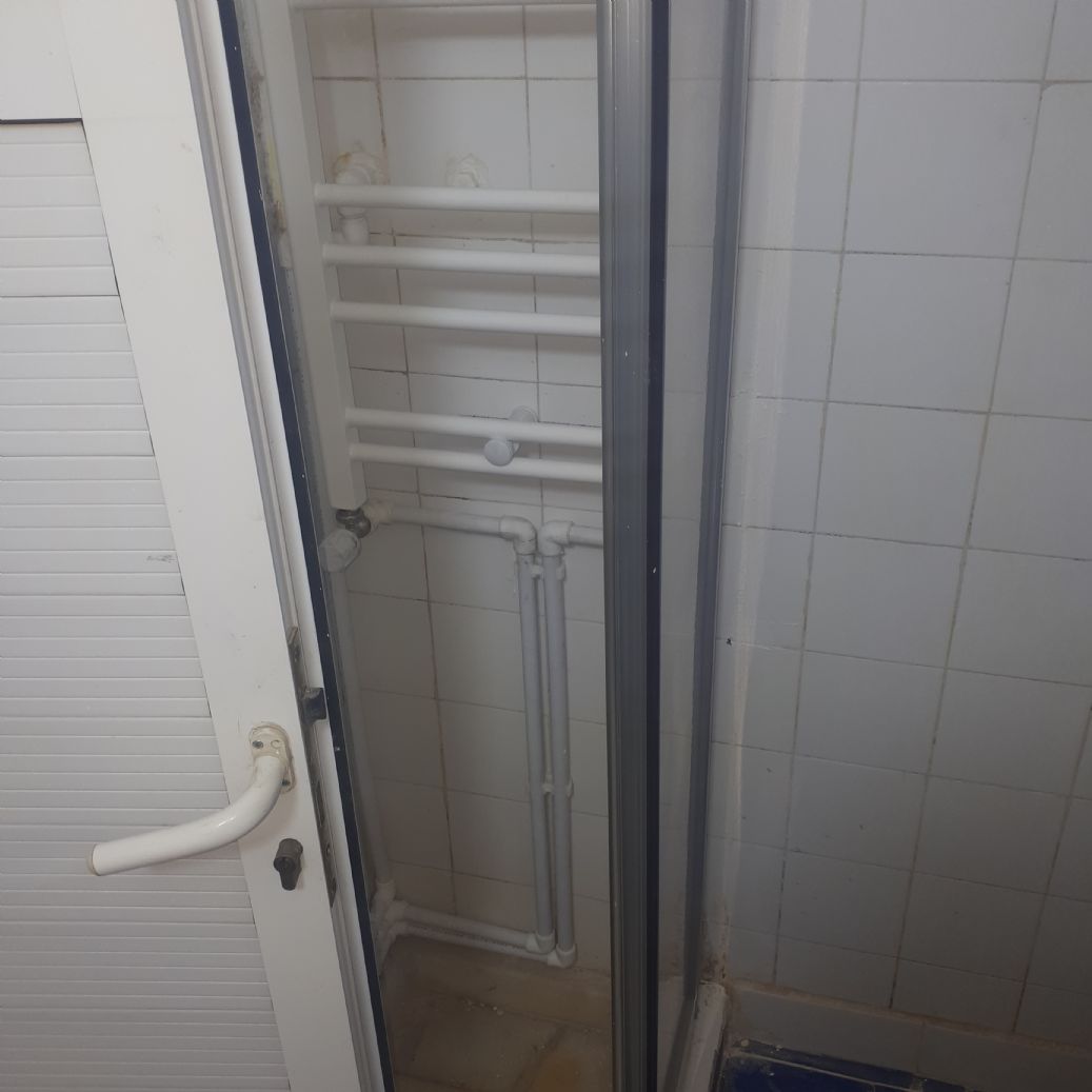 ERDEMLERDEN EVKA 3 MERKEZİNDE ARA KAT DOGALGAZLI BAKIMLIMANZARALI