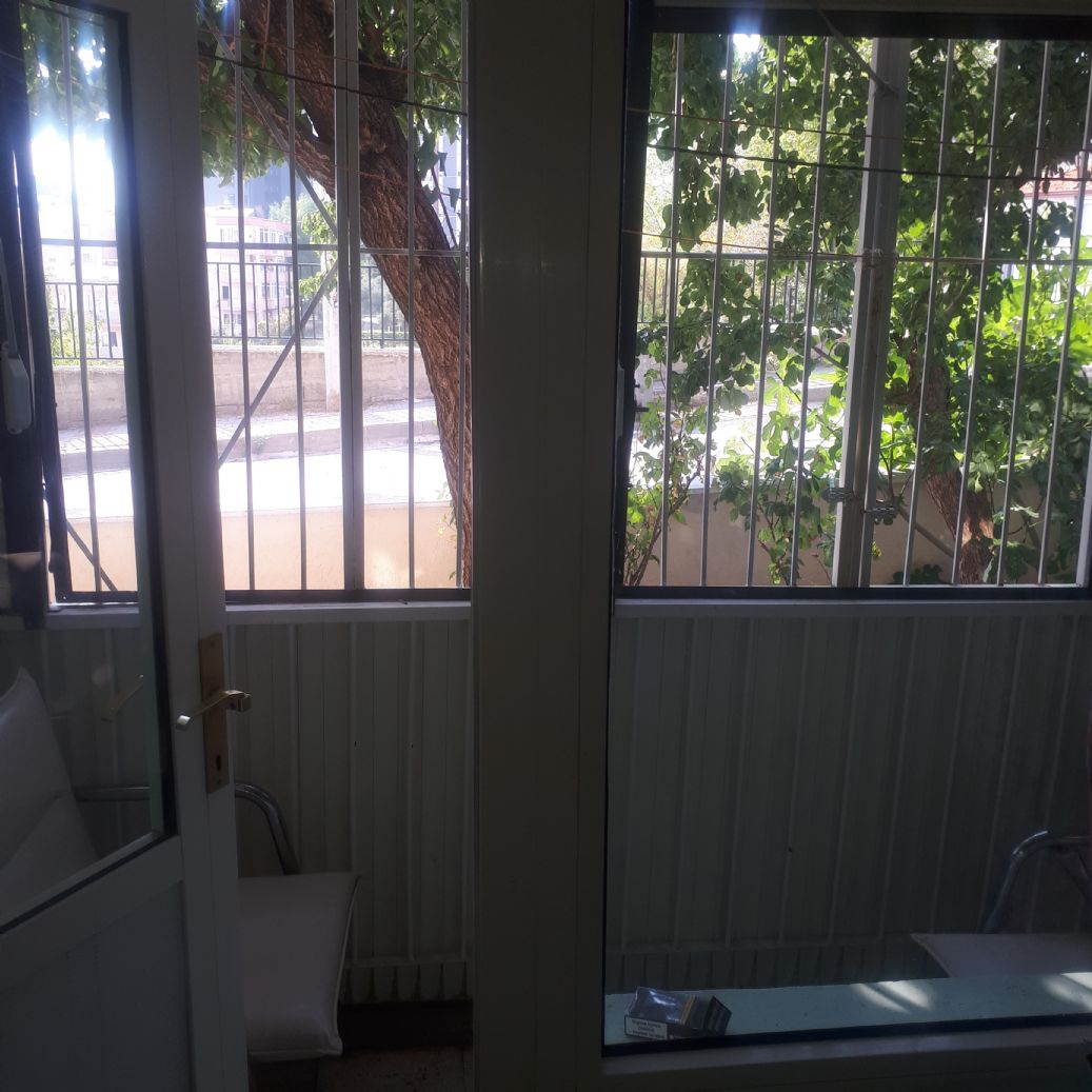 ERDEMLERDEN EVKA 3 DE EŞYALI 1 ODA 1 SALON YÜKSEK GİRİŞ