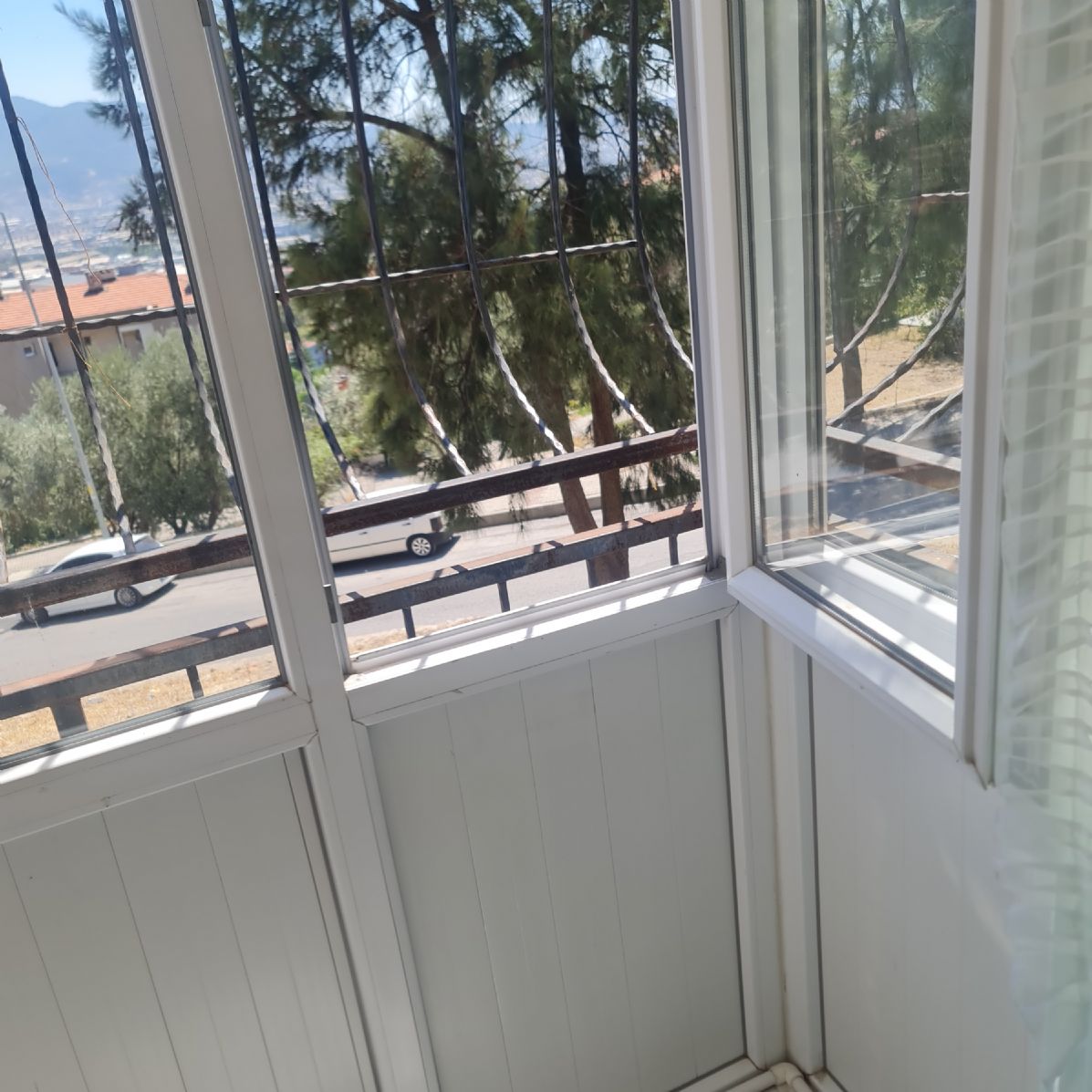 ERDEMLERDEN EVKA 3 DE GİRİŞ KAT 1 ODA 1 SALON