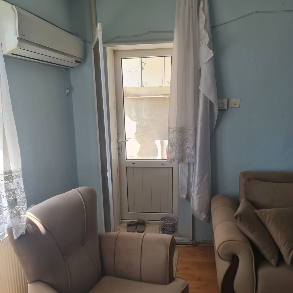ERDEMLERDEN EVKA 3 DE FULL EŞYALI ARA KAT BAKIMLI DAİRE