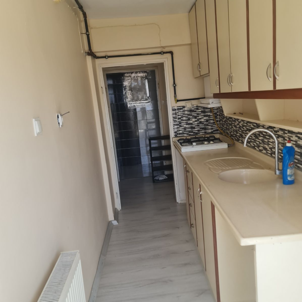 ERDEMLERDEN EVKA 3 DE GİRİŞ KAT 1 ODA 1 SALON