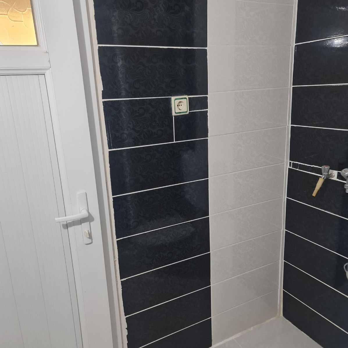 ERDEMLERDEN EVKA 3 DE GİRİŞ KAT 1 ODA 1 SALON