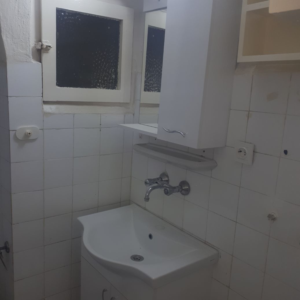 ERDEMLERDEN EVKA 3 MERKEZİNDE ARA KAT DOGALGAZLI BAKIMLIMANZARALI