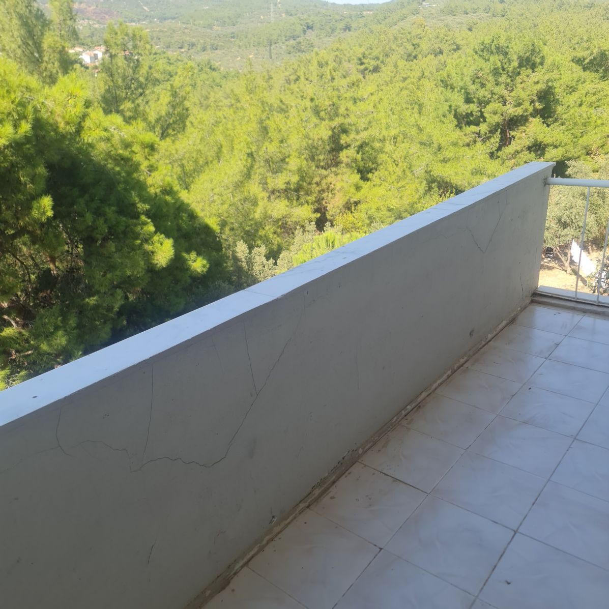 ERDEMLERDEN EVKA 3 DE FULL EŞYALI ARA KAT BAKIMLI MANZARALI 3+1DAİRE