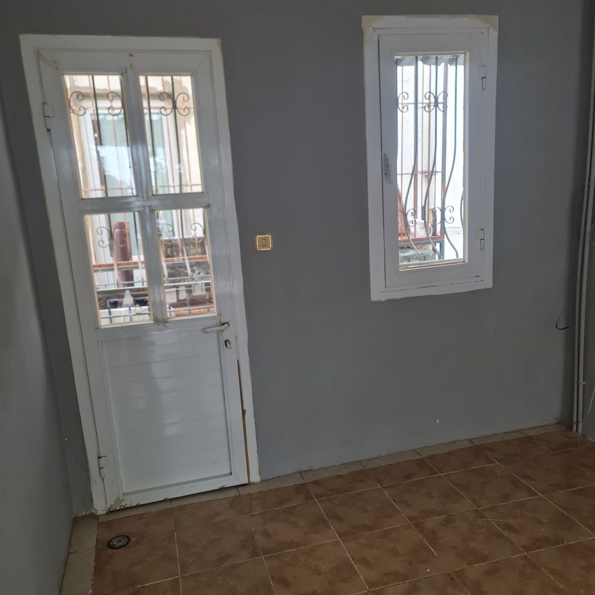 ERDEMLERDEN SARAYKENT 6 DA MUSTAKİL BAHÇELI 4 ODA 1 SALON DAİRE