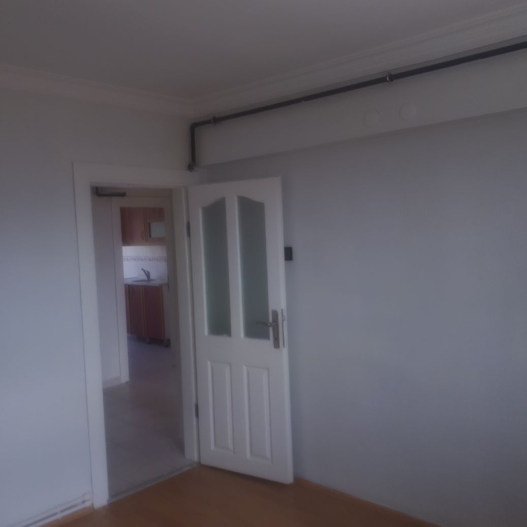 ERDEMLERDEN EVKA 3 MERKEZİNDE BAKIMLI MANZARALI 2+1 DAİRE